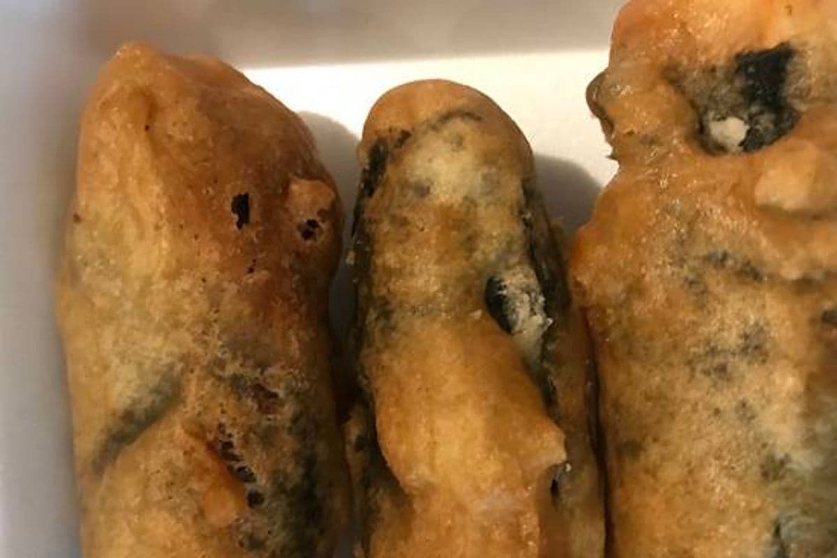 19. Rouleaux d'algues frites (3 mcx) / Deep-Fried Seaweed Rolls (3 pcs)
