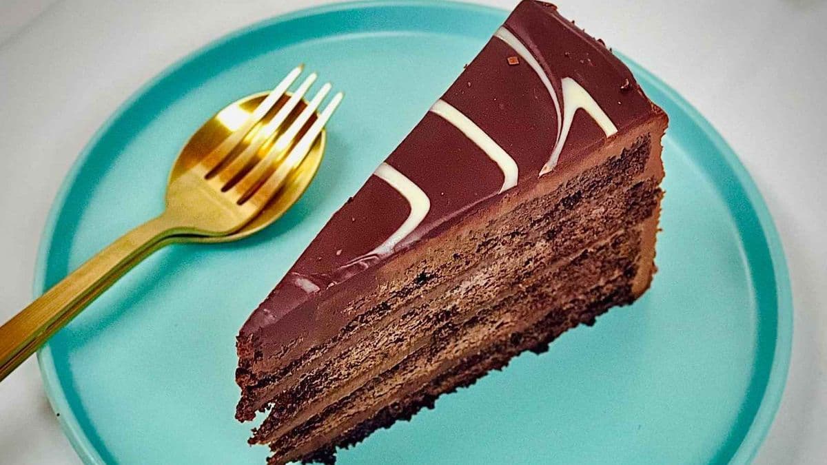 So Good Chocolate Cake