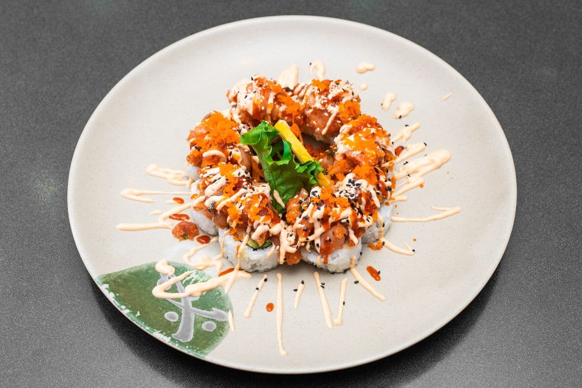 29. Volcano Roll (8 pcs)