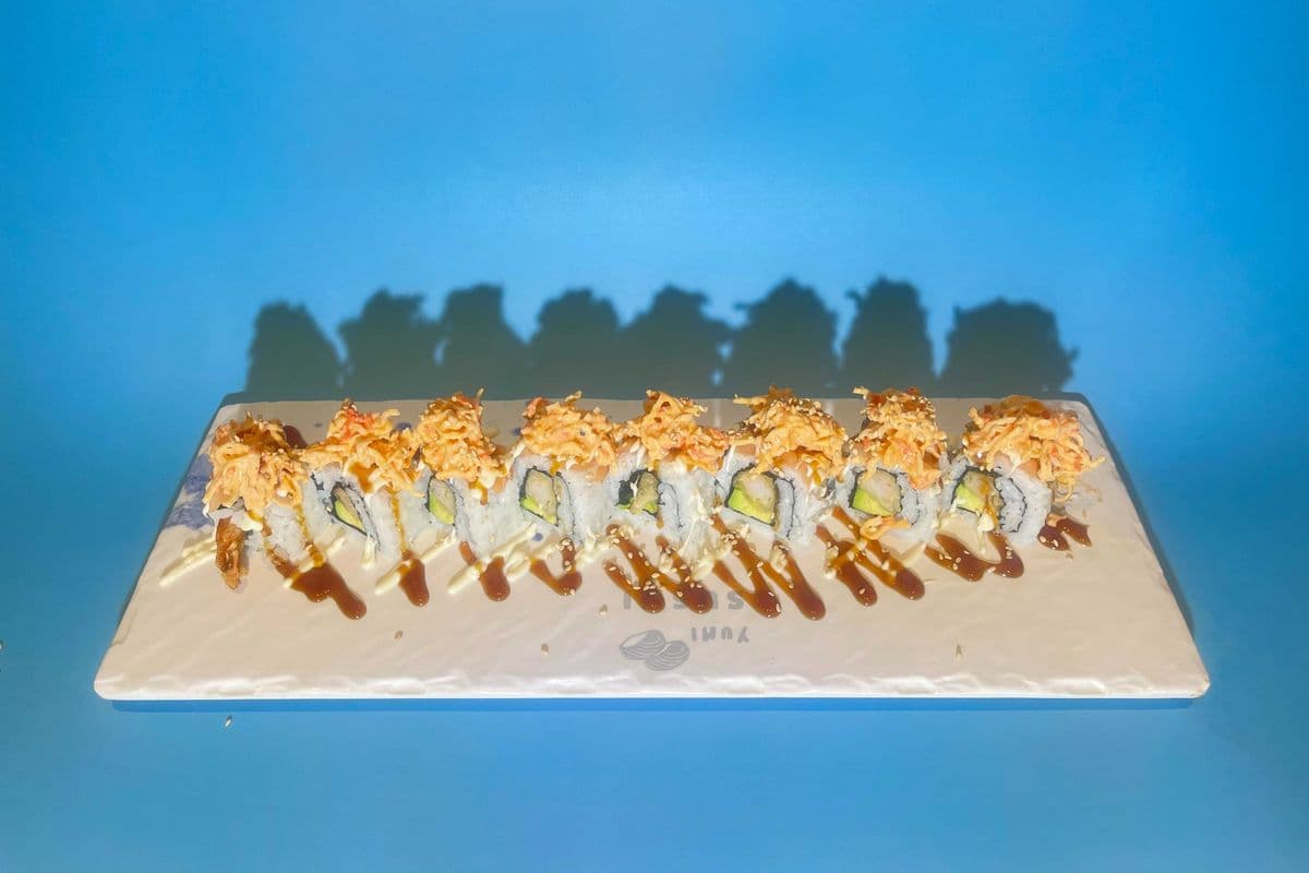 Volcano Roll(8 pcs)