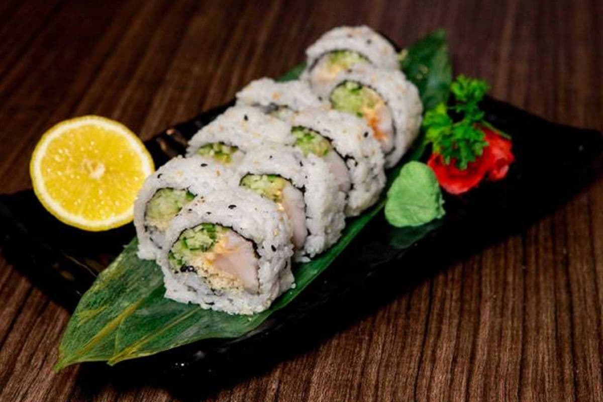 Spicy White Tuna Roll (8pc)