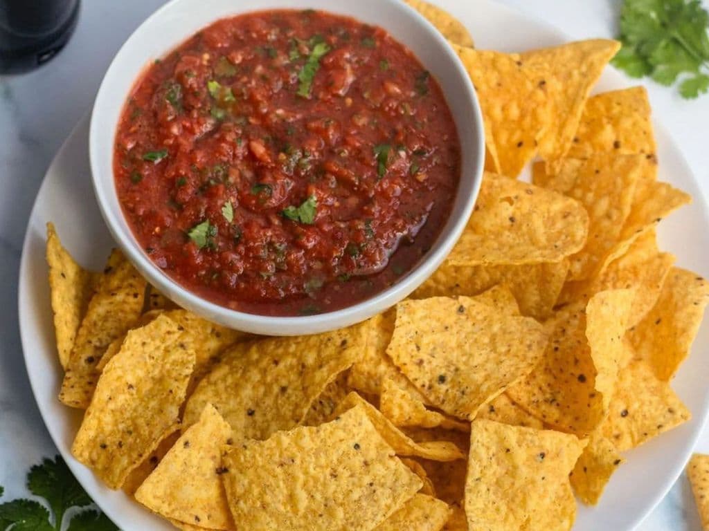 Chips and salsa