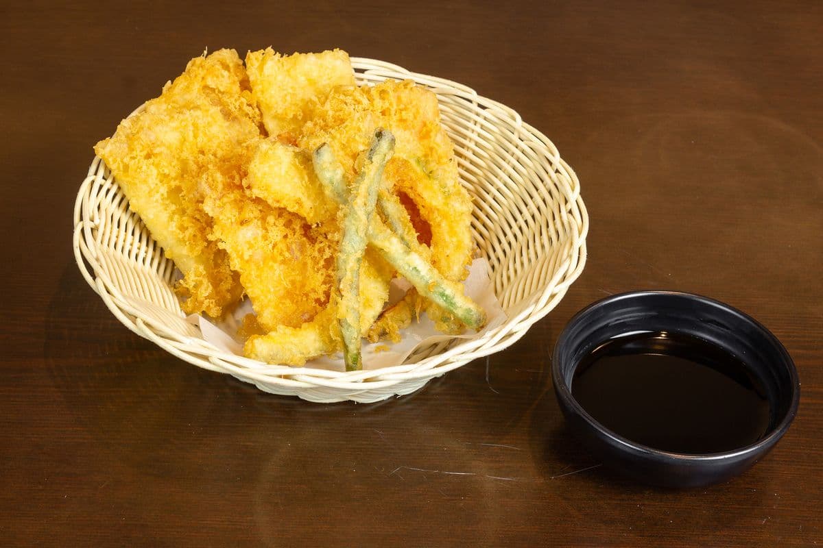 34. Veggie Tempura (7 pcs)