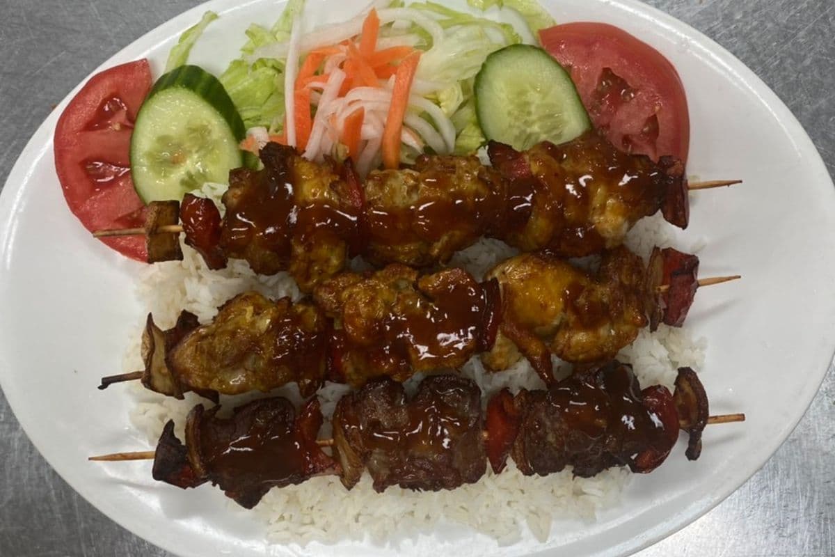 C4. Three Skewers on Rice