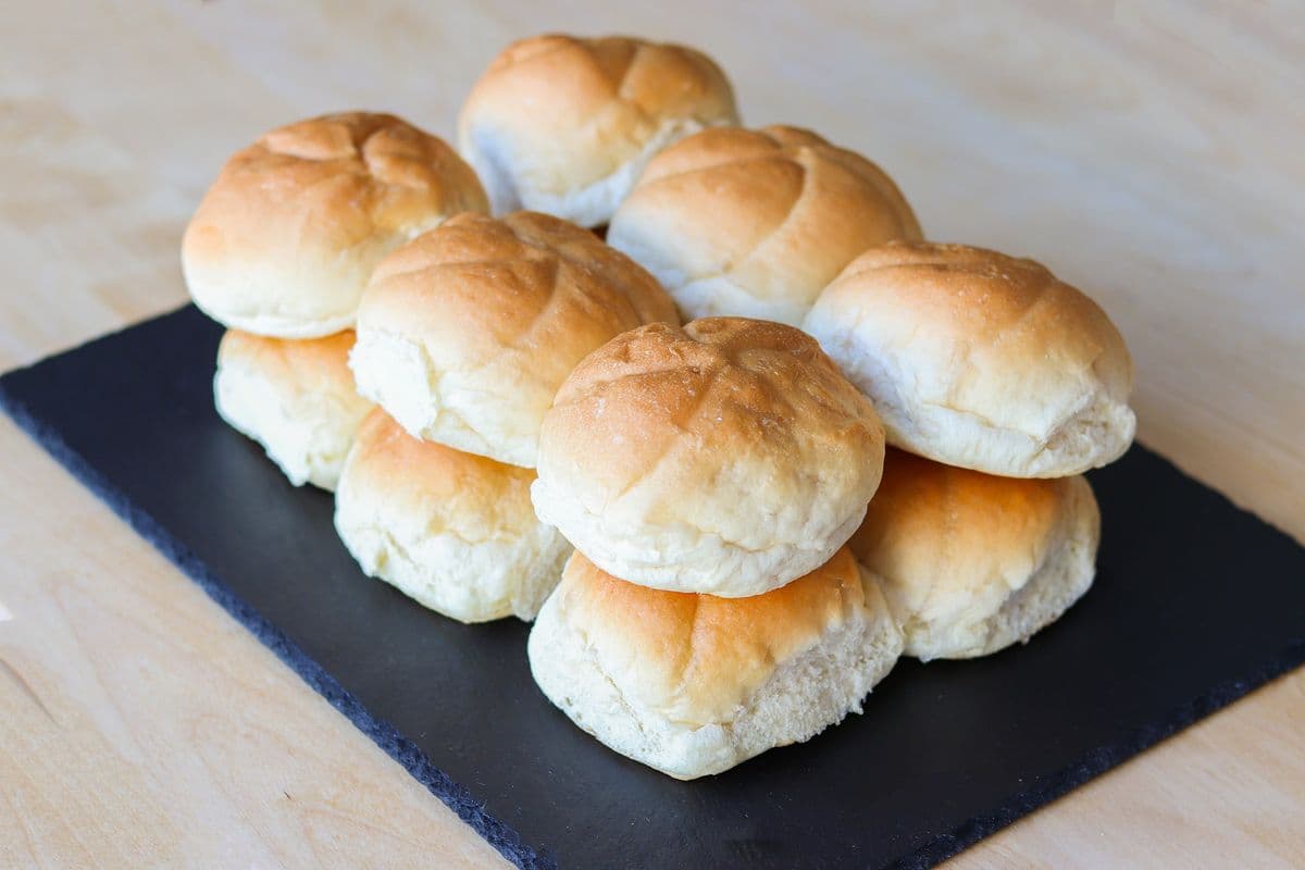 White Kaiser Buns (12 pcs)