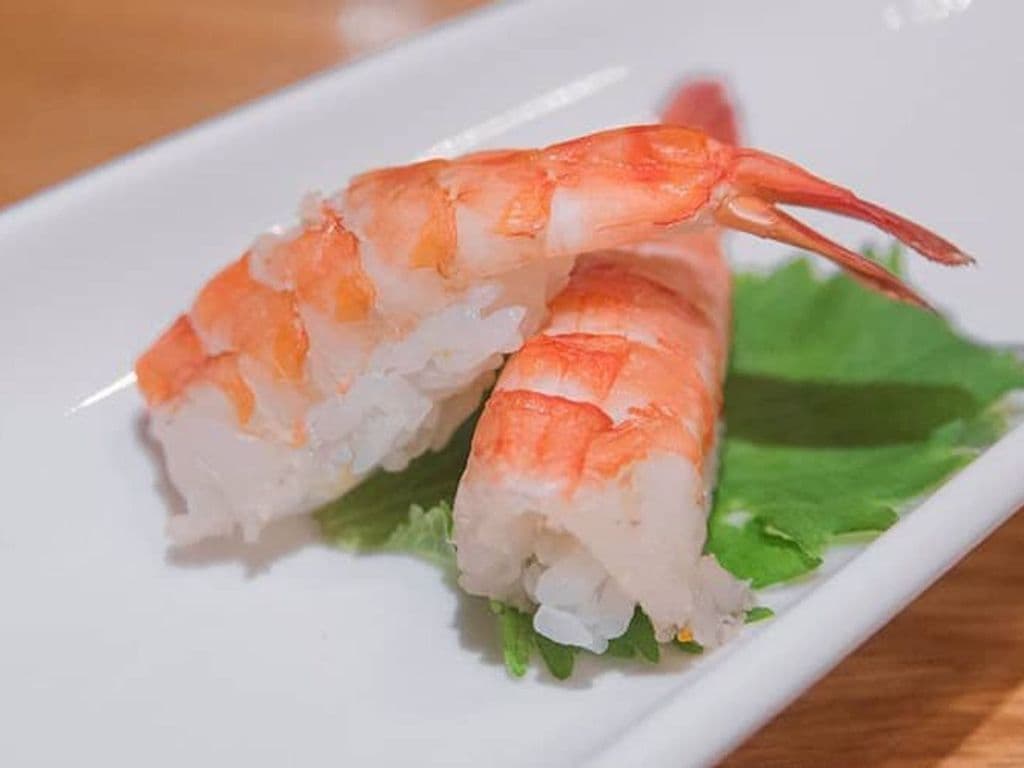 Shrimp Sushi (4pcs)
