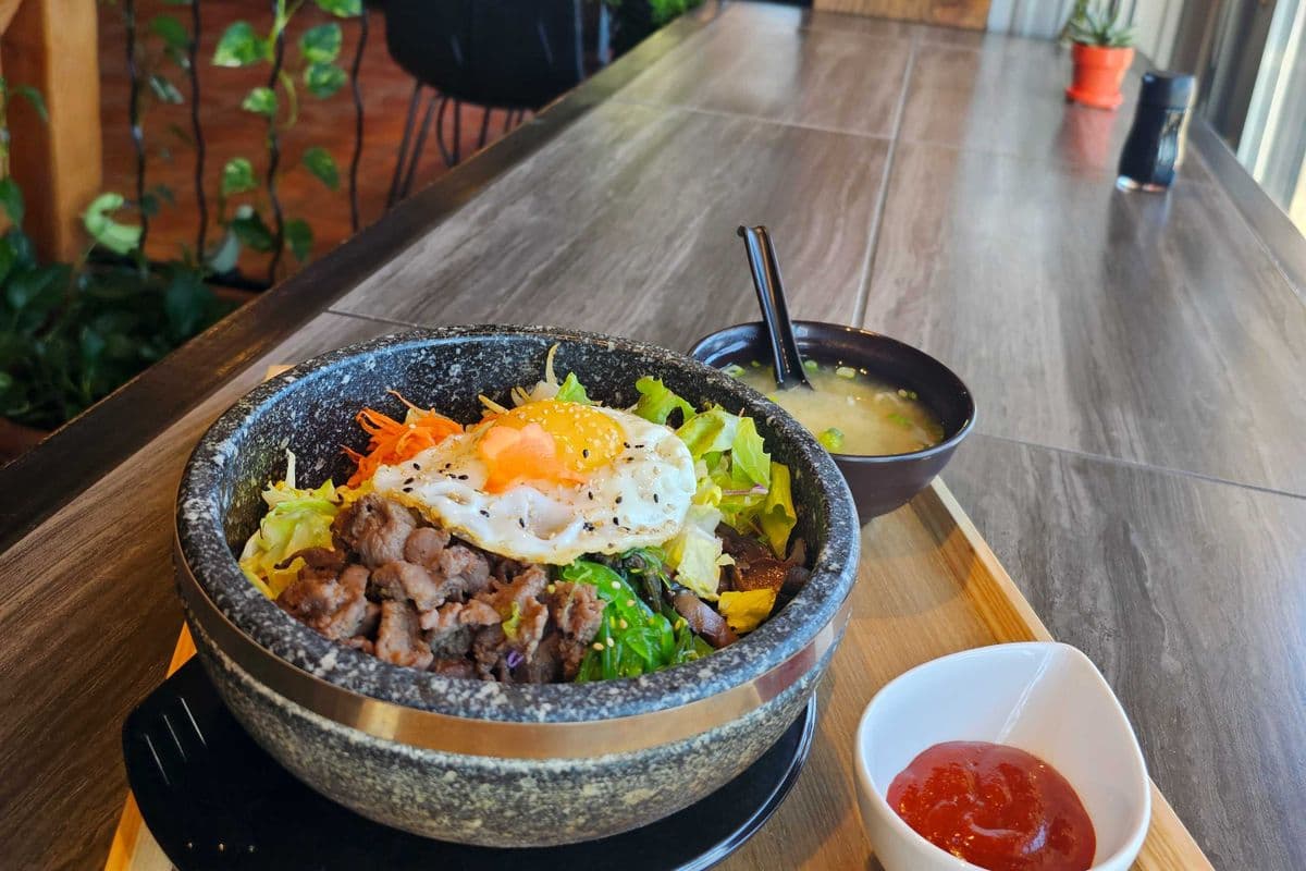 Beef Dolsot Bibimbap