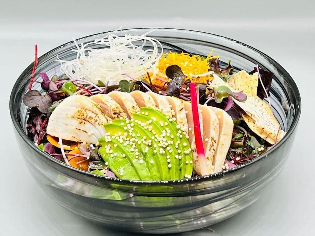 Yuzu Tuna Tataki Salad