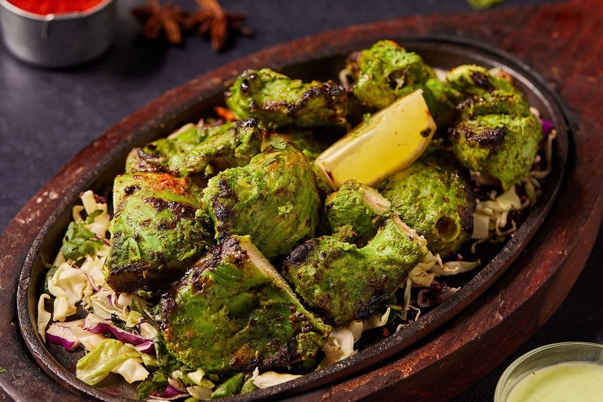 Hariyali Chicken Tikka (White Meat)