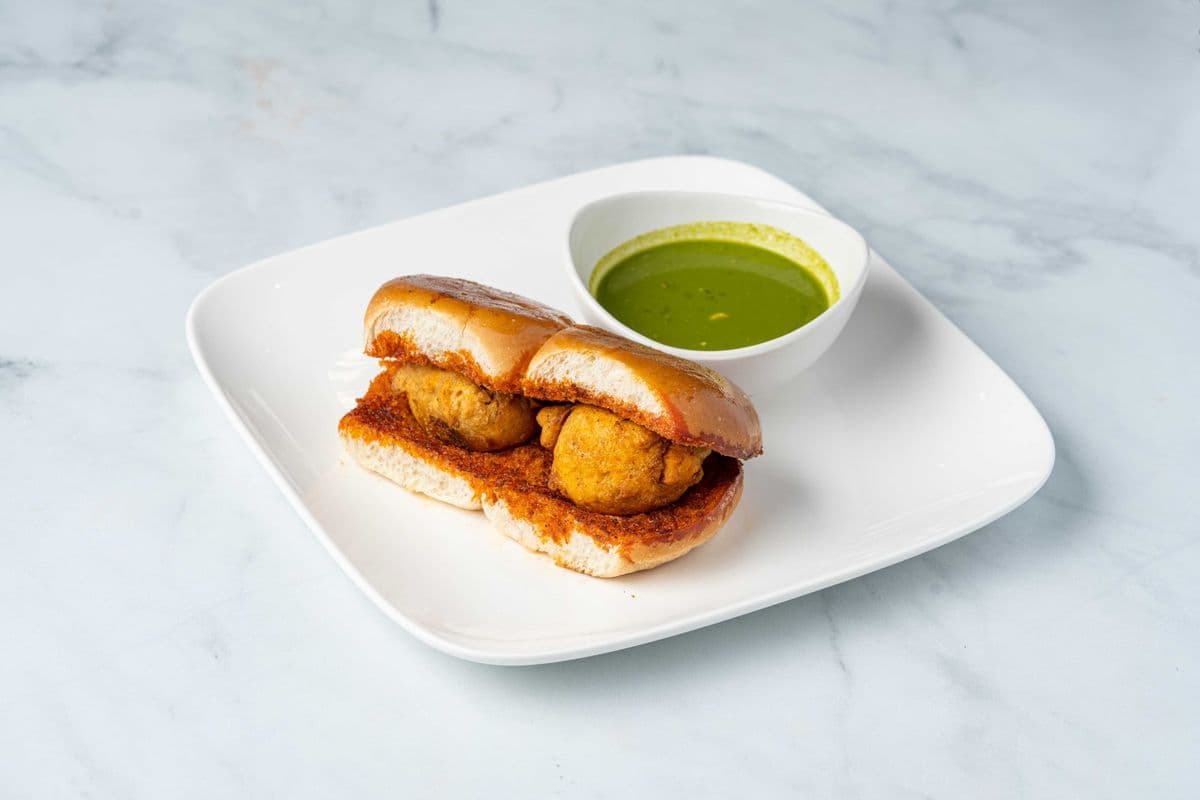 Vada Paav (2 pcs)