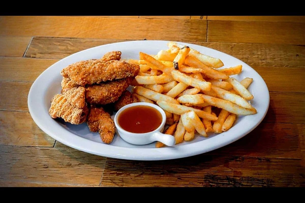 Chicken Tender with fries.