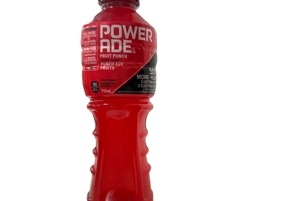 Powerade Fruit Punch (710ml)
