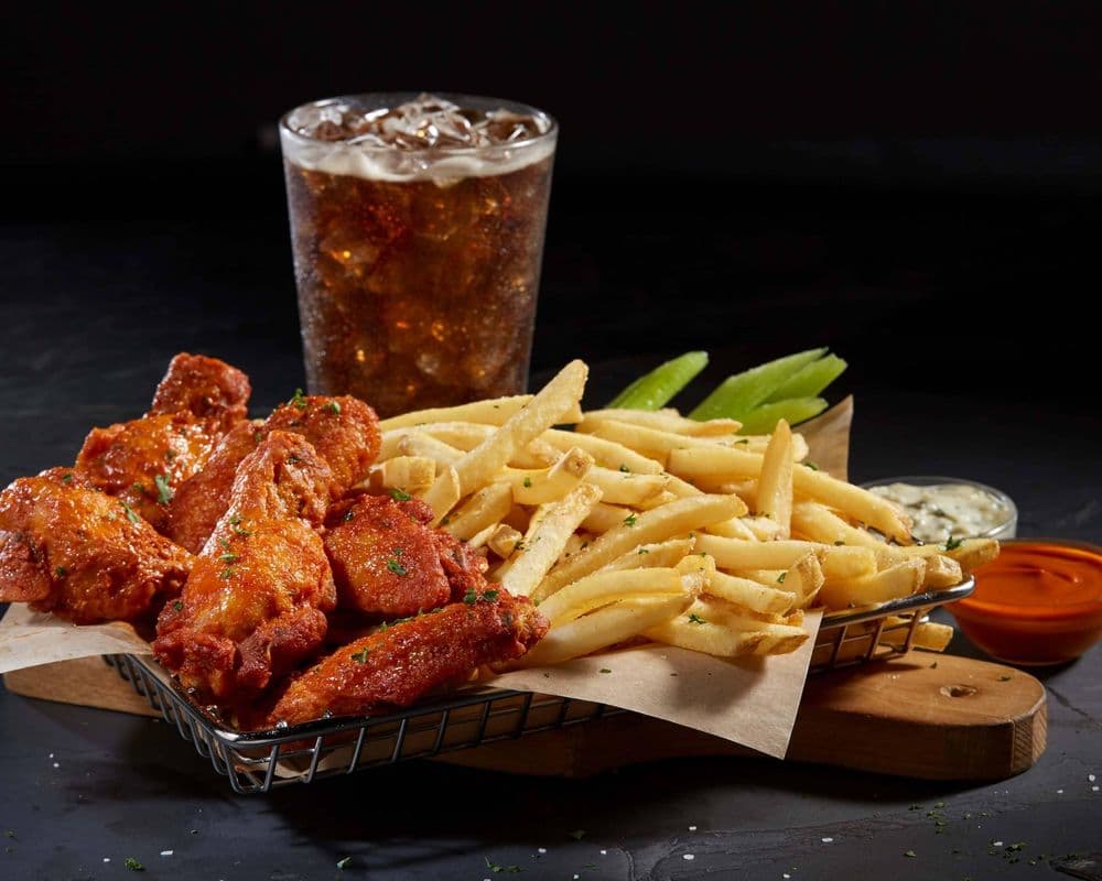 12 Piece Wings Combo
