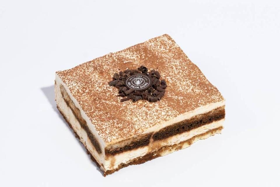NOUVEAU!  Gâteau Tiramisu  (6 portions) /  NEW!  Tiramisu cake (6 portions)