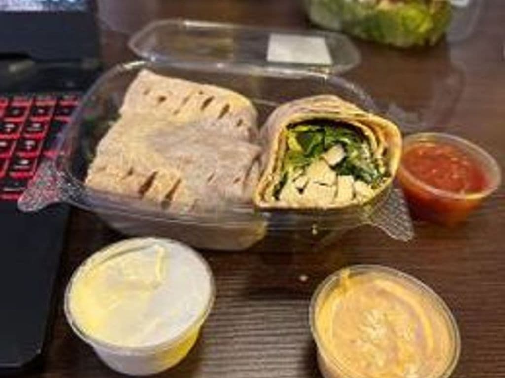 F2T SPICY CHICKEN WRAP