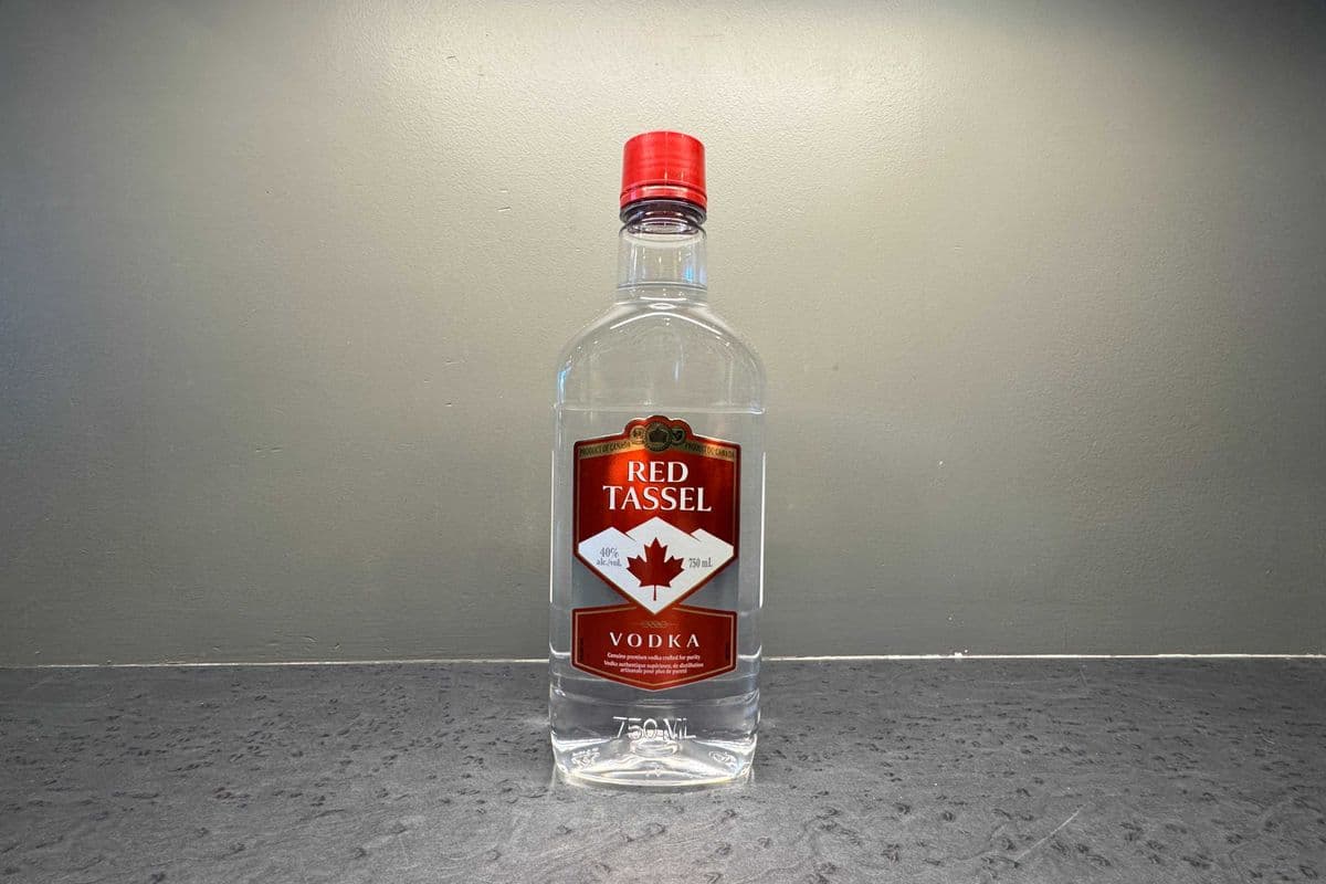 Red Tassel Vodka 750ML BOTTLE (1 x 750 ml)