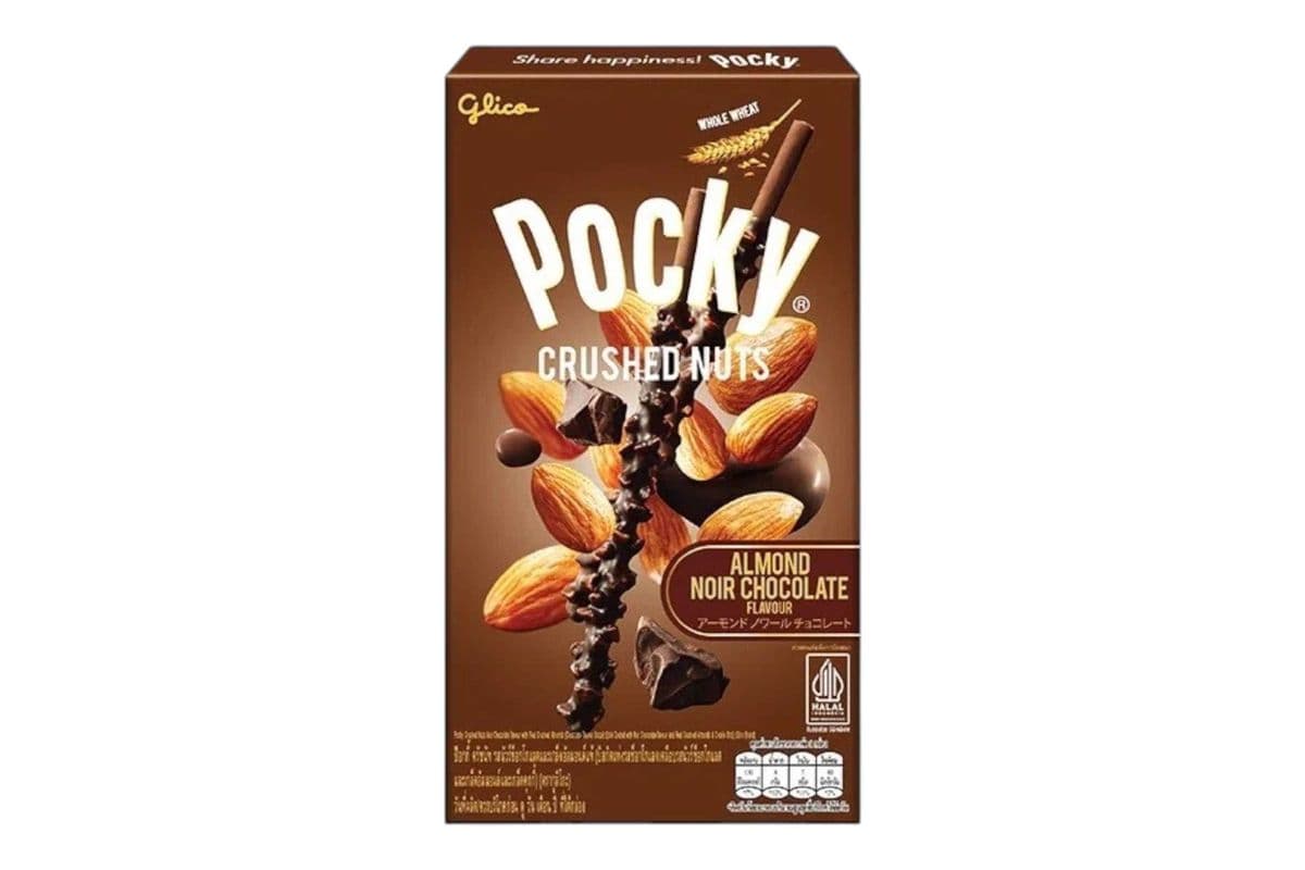 Pocky Crushed Nuts (41gm) (130 Cal)
