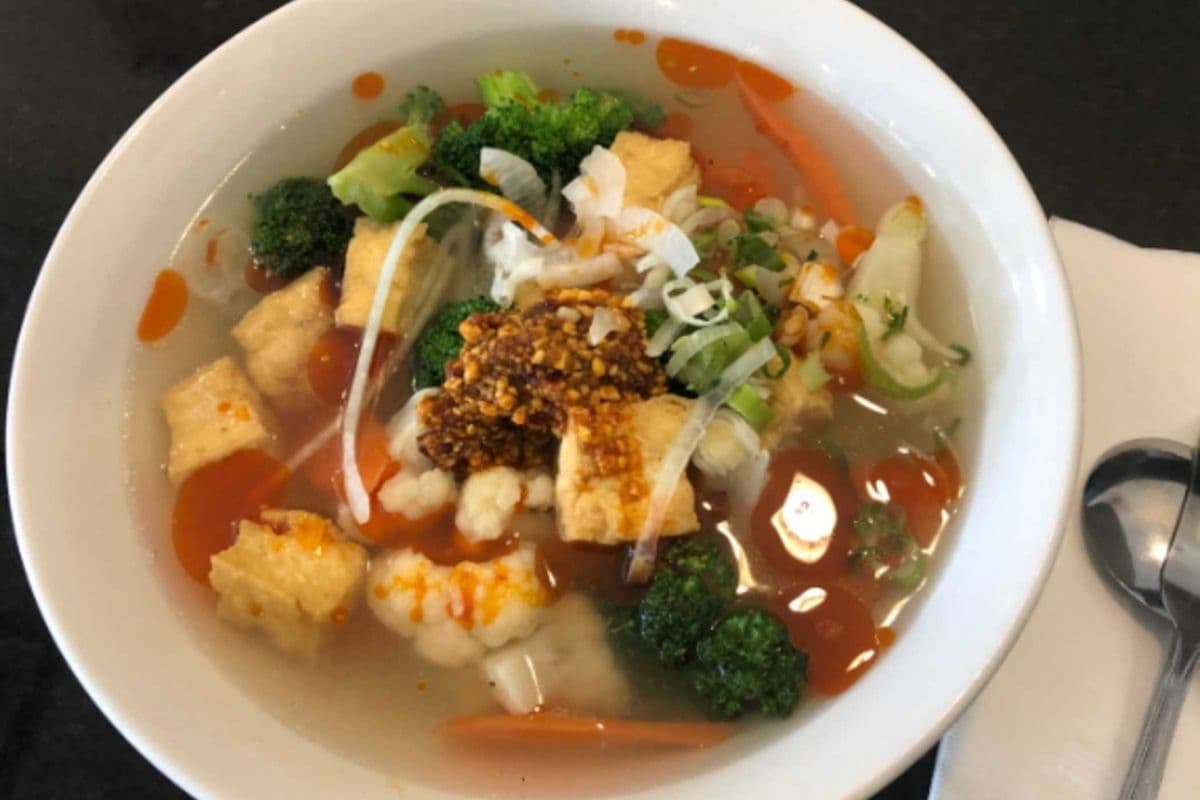 V9. Vegetarian Noodle Soup - Hu Tiu Sa Te Hoac Khong Sa Te Chay