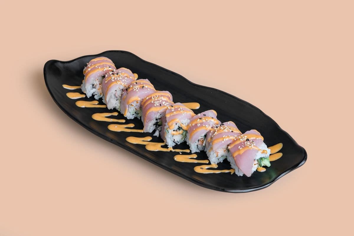 Canuck Roll (8 pcs)