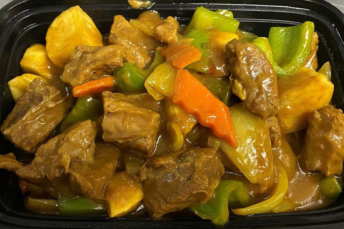 71. Beef Brisket with Curry Hot Pot 咖喱牛腩煲