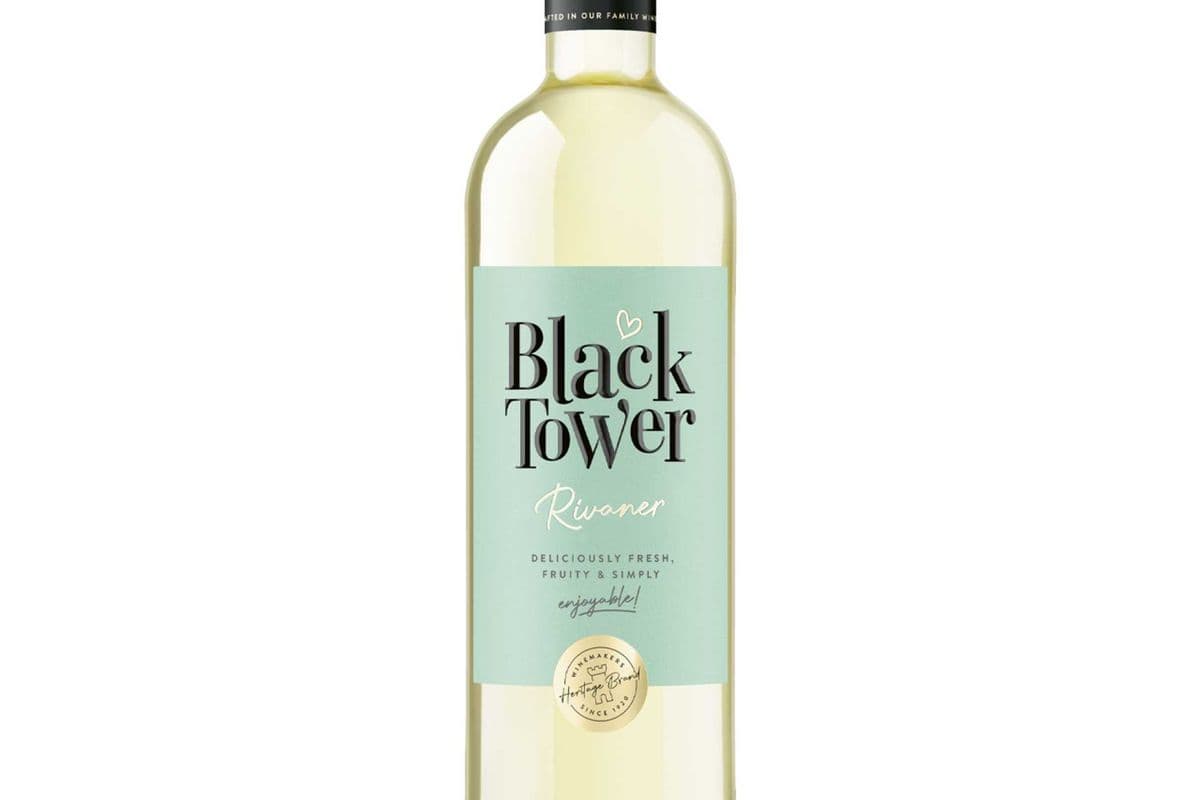 Black Tower 750 ml (1 x 750ml)