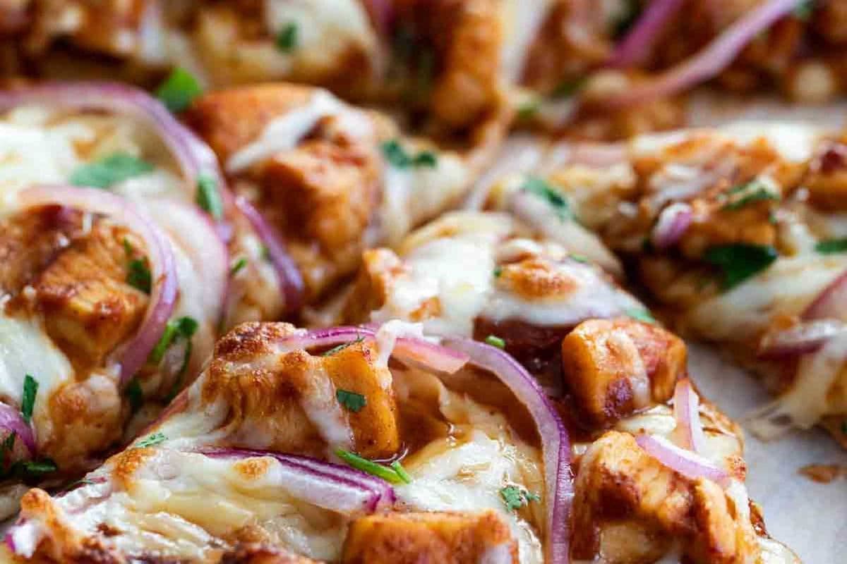 Medium 12" BBQ Chicken Pizza
