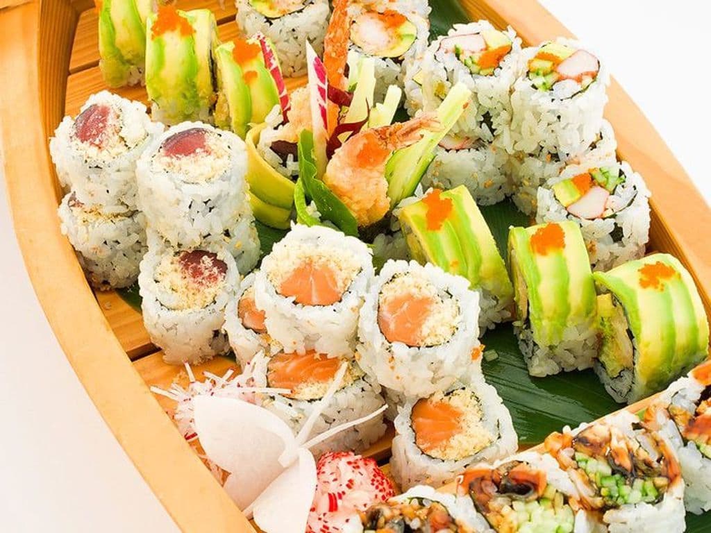 Sushi Rolls Party Tray (38 pcs)