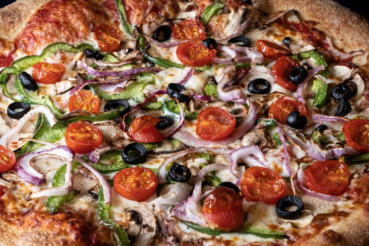 12" Medium Cheese Pizza (12”-8 slices)
