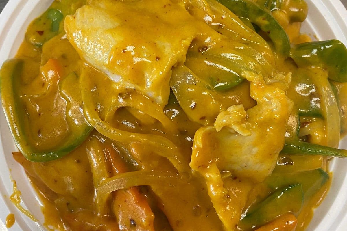 Curry Chicken, Beef, or Roast Pork