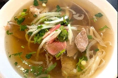 28. Rare Beef, Beef Ball Noodle Soup - Phở Tái, Bò Viên