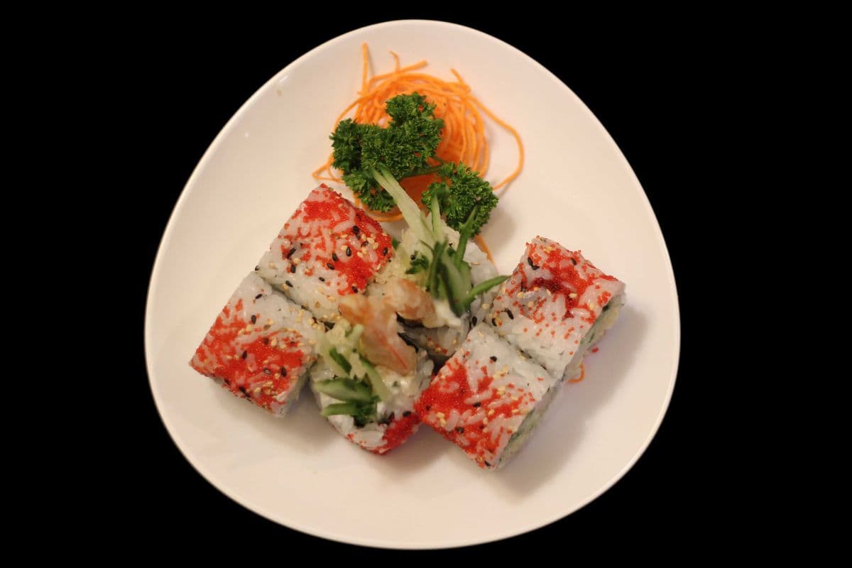 1. Dynamite Roll (8 pcs)