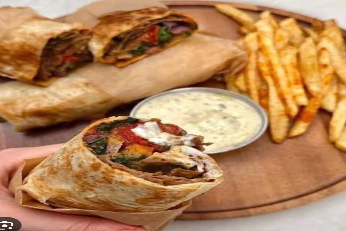 Regular Beef and Chicken Mix Donair Combo