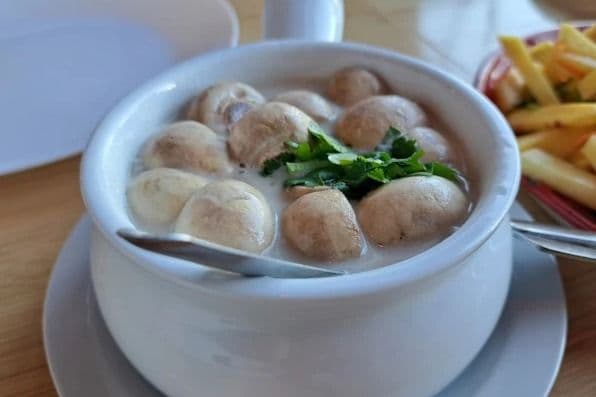 S2 Tom Kha (Coconut Soup)