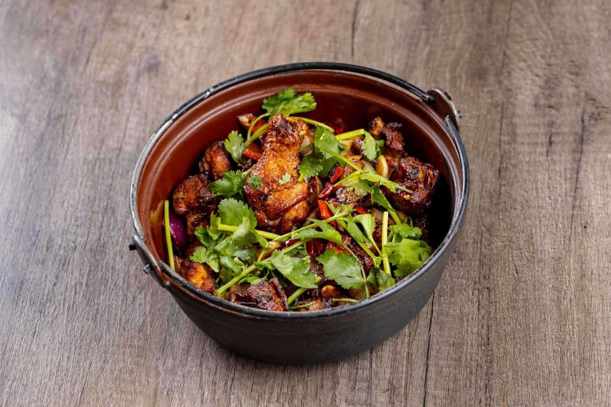 Szechuan Chicken Pot 四川鸡锅