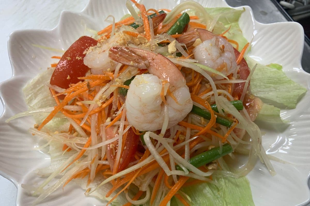 12. Green Papaya Salad(ส้มตำไทยกุ้งสด)