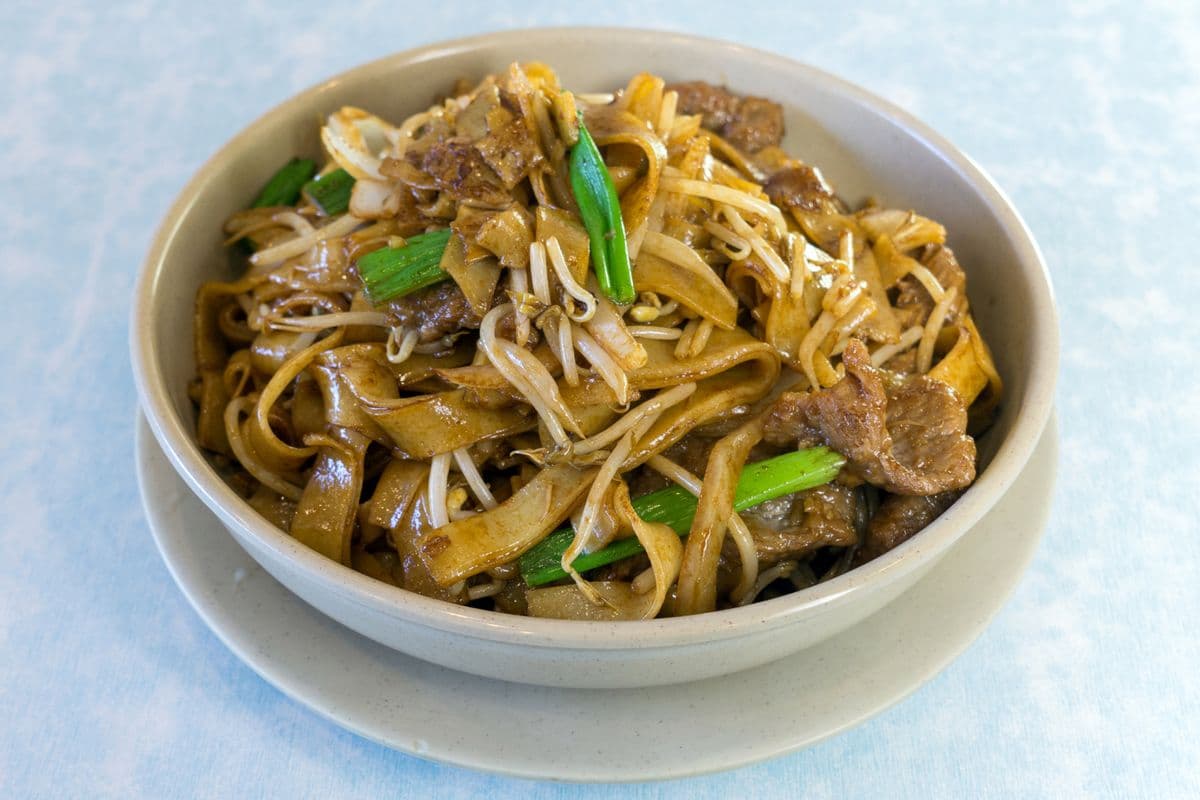 88. Stir-Fried Rice Noodles with Beef Slices
