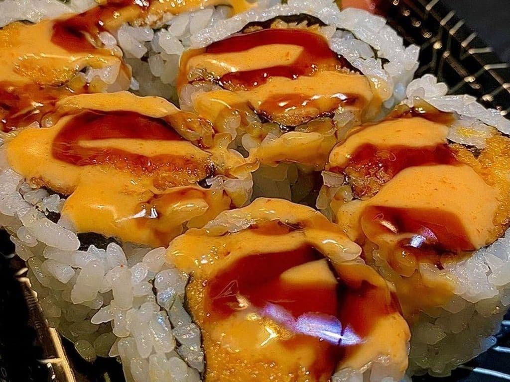In-Spicy Salmon 6pcs