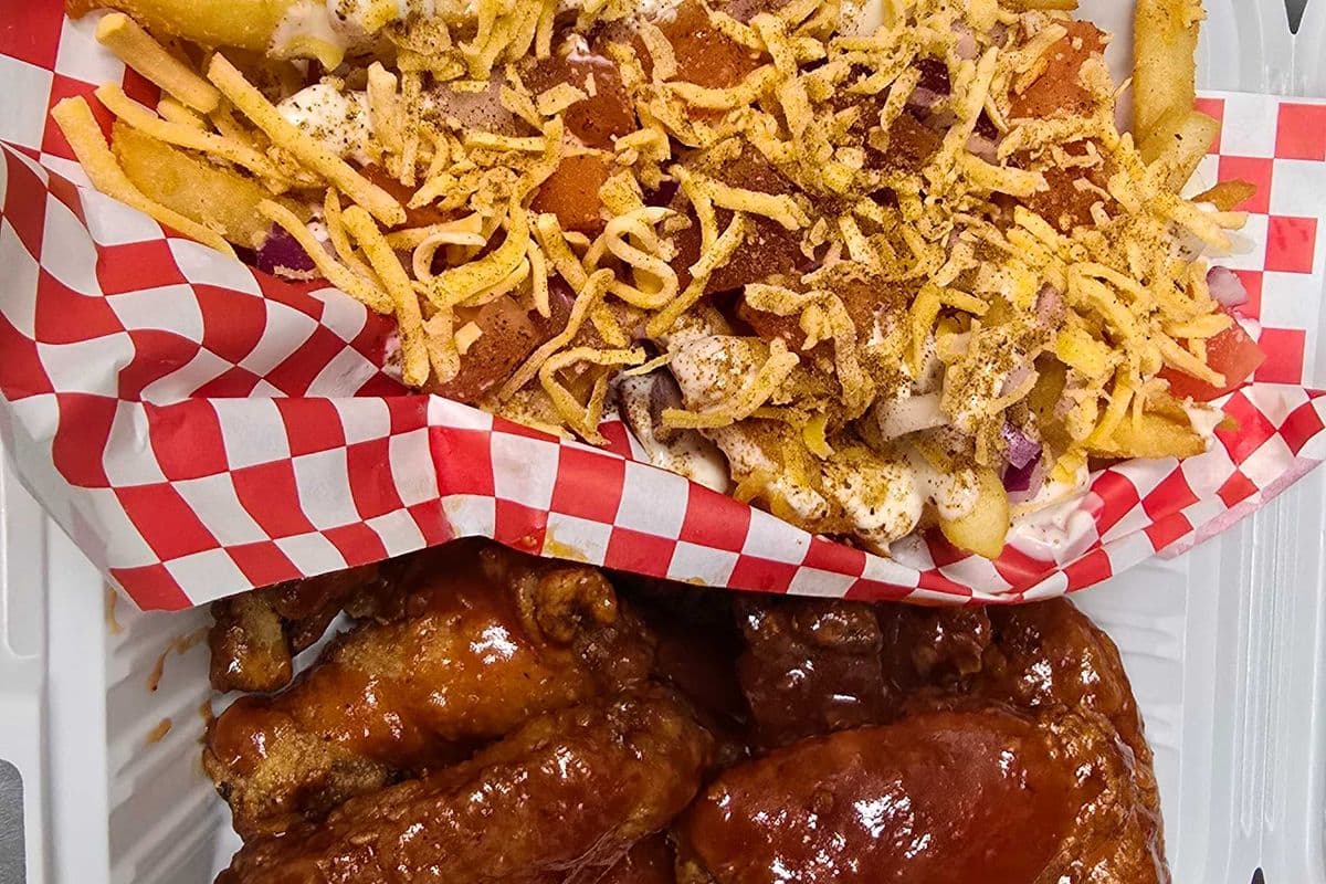 1 lb wings with speciality fries