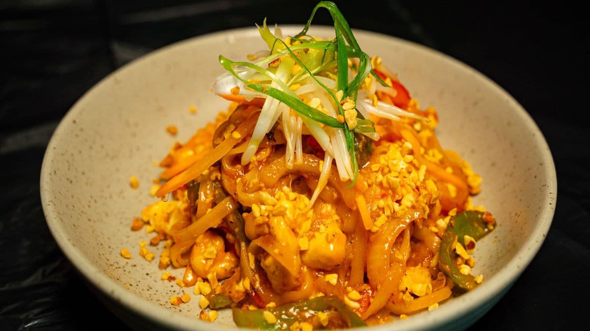 Chicken and Shrimp Pad Thai