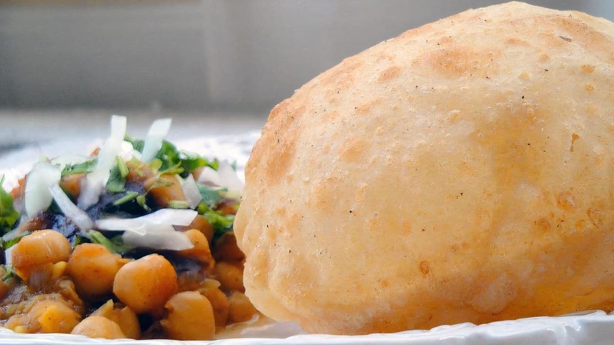 Chana Bhatura
