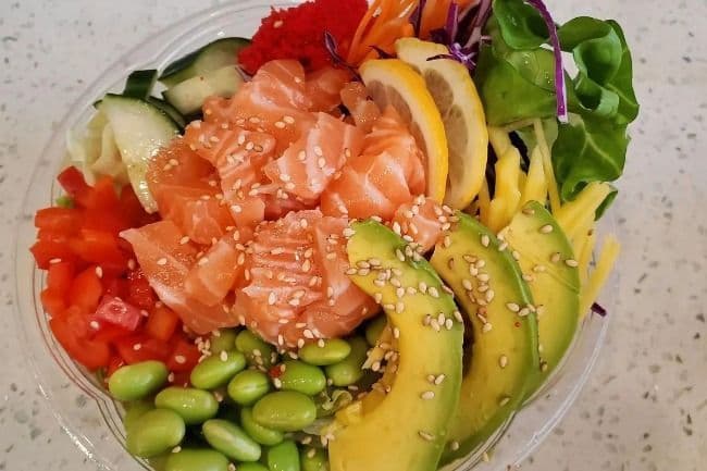 Poké bol au saumon