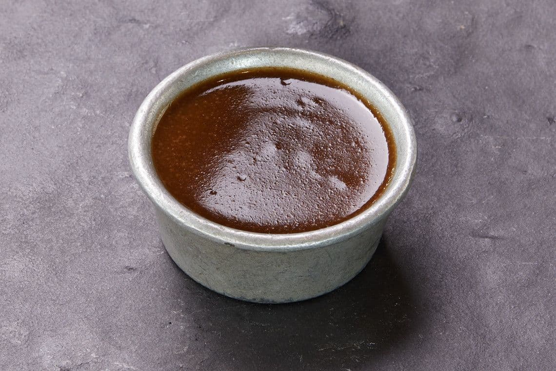 SAUCE BRUNE (3oz) / SIDE GRAVY (3 oz)