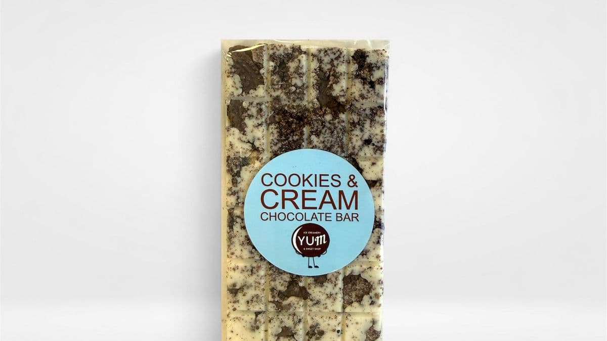 Cookies and Cream Chocolate Bar