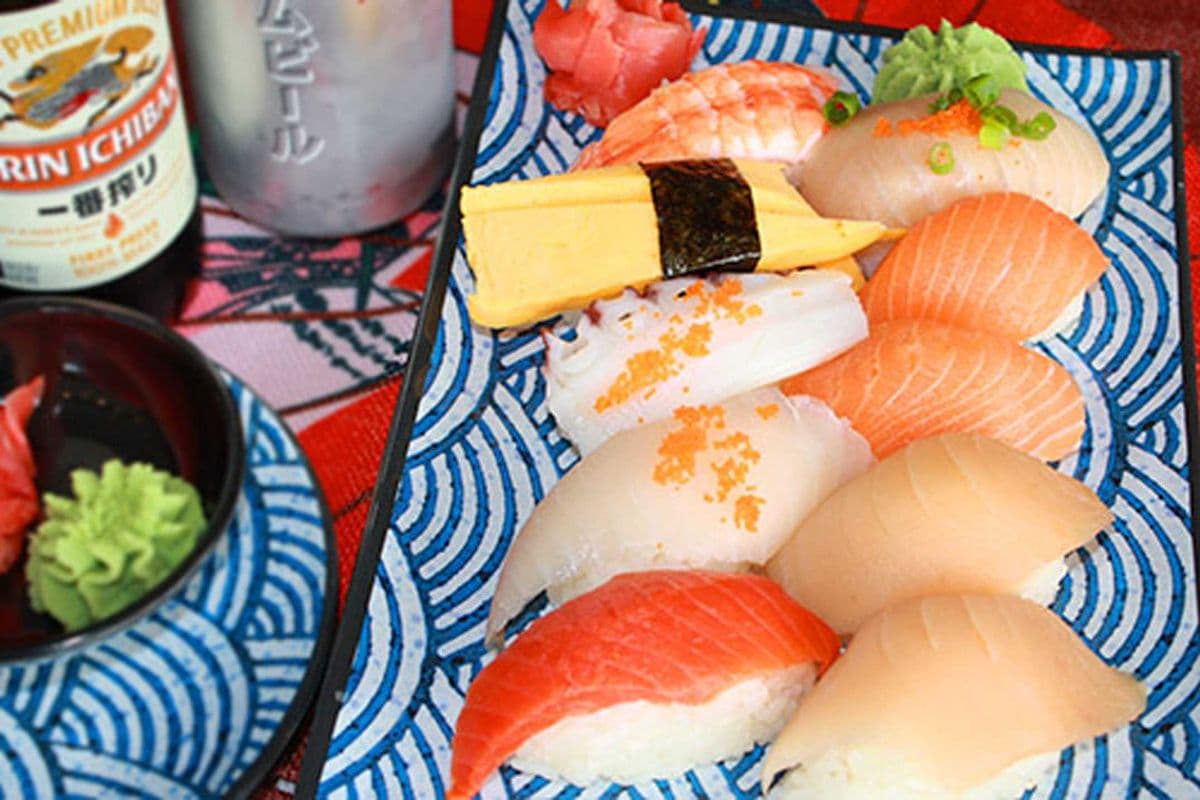 Assorted Nigiri (Raw) (10 pcs)