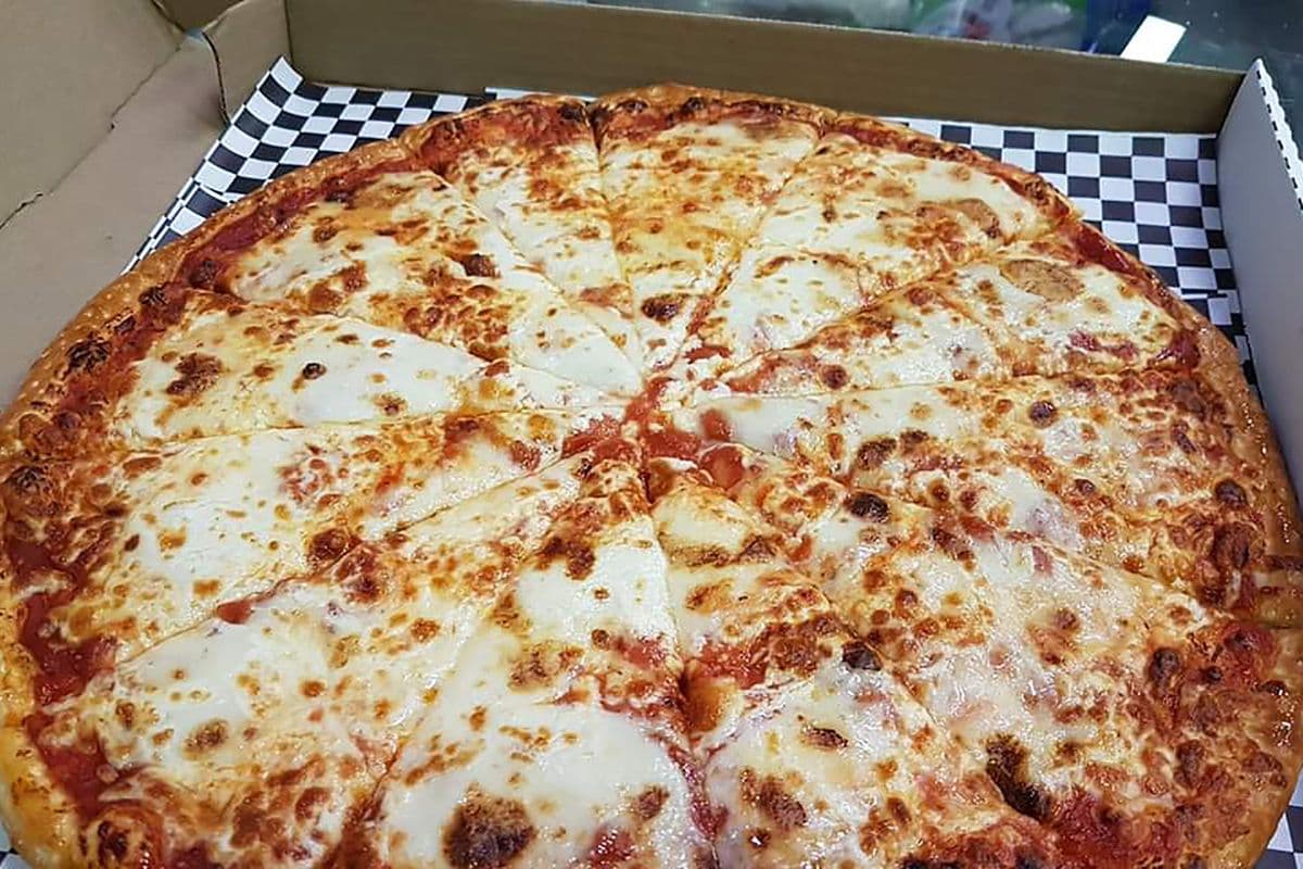 12" Medium Classic Margarita Pizza