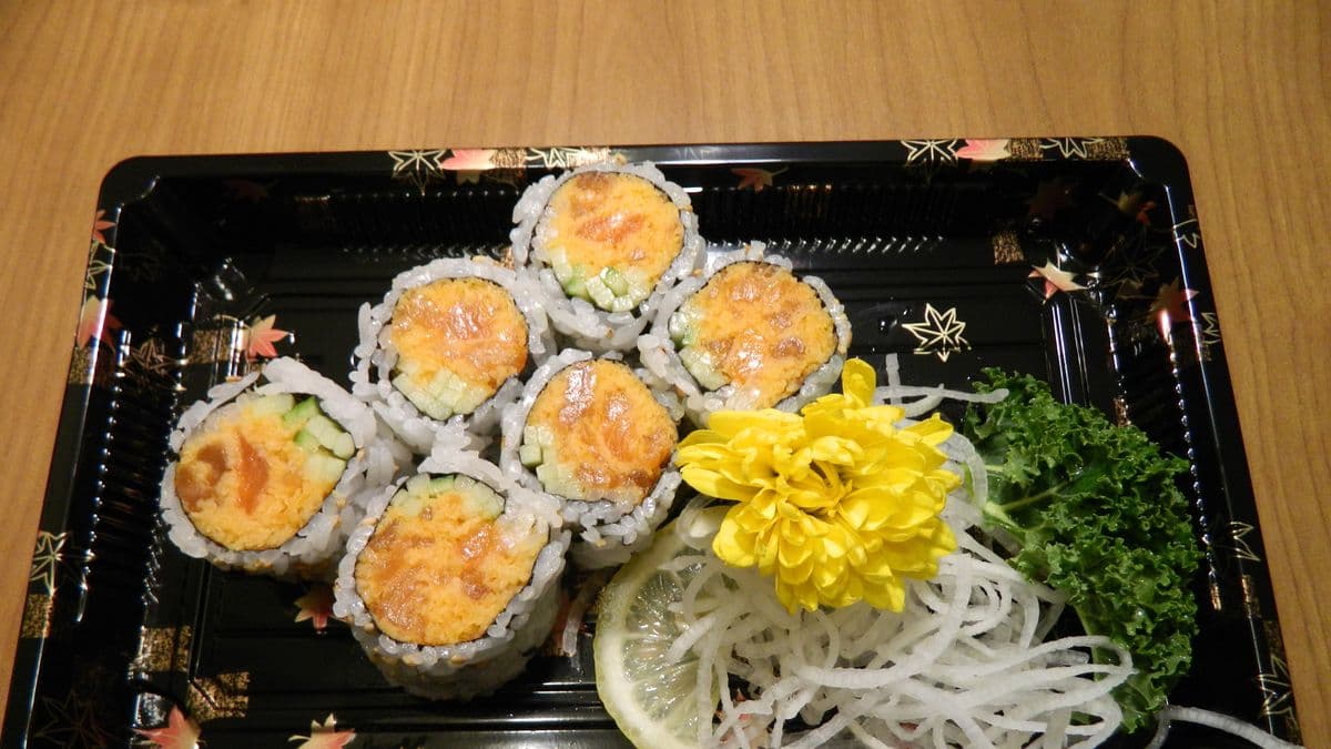 🌶️ Spicy Salmon Roll