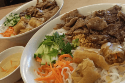 251. Spring Roll and BBQ Lemongrass Beef with Special Vermicelli