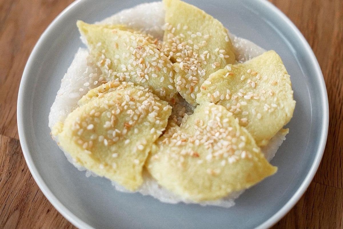 Thai Custard with Sweet Sticky Rice