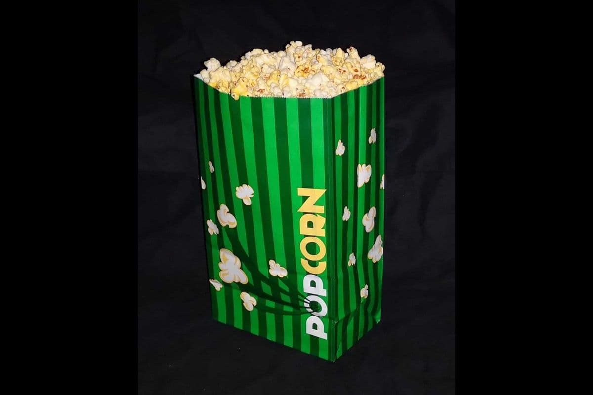 Large Popcorn (130oz.)