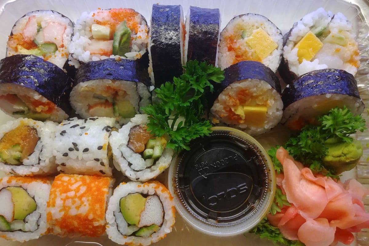 Maki (15 mcx) / Maki (15 pcs) Mixed